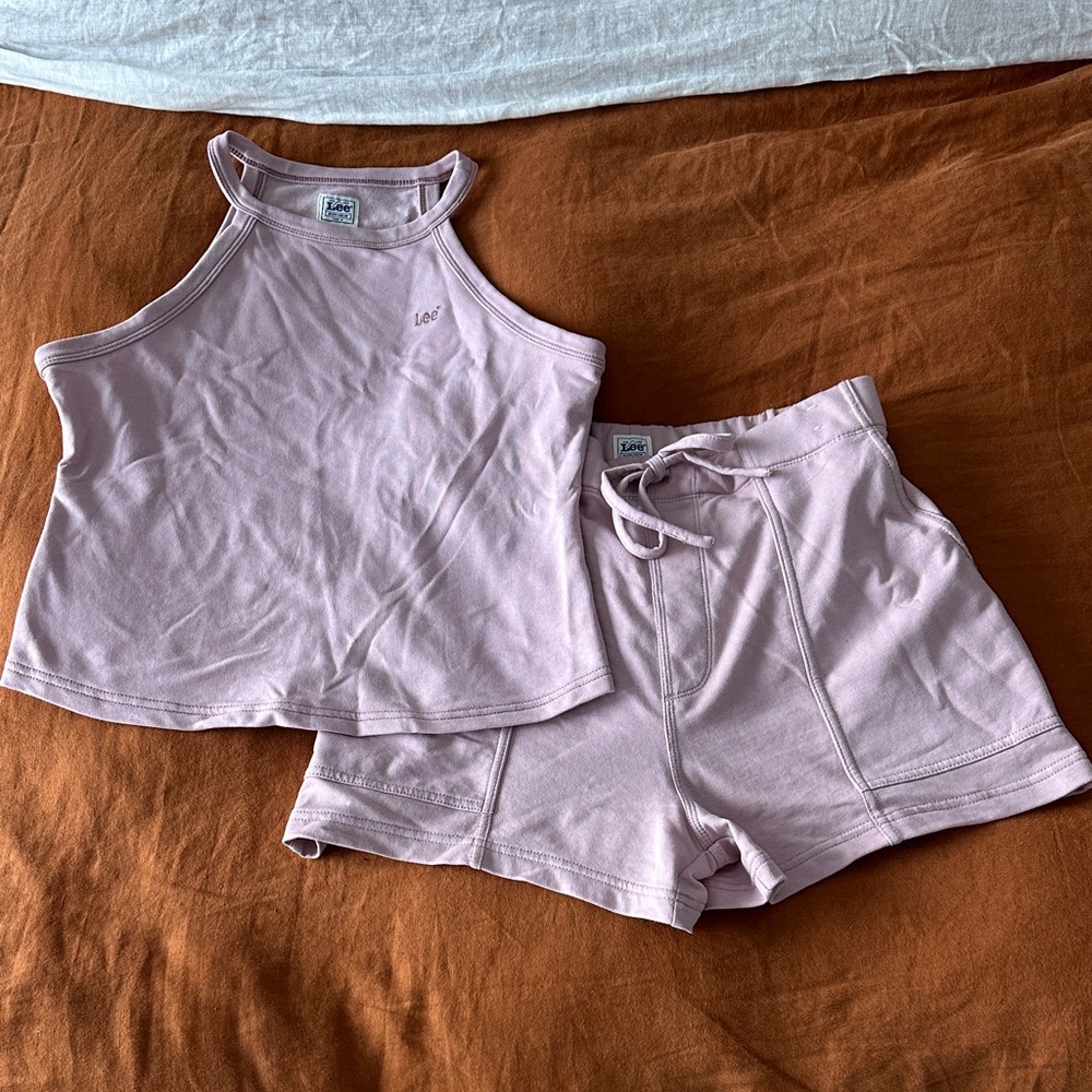 Lee Mauve Women’s Layers Knit Halter & Drawstring Shorts Set – Size Medium – GUC